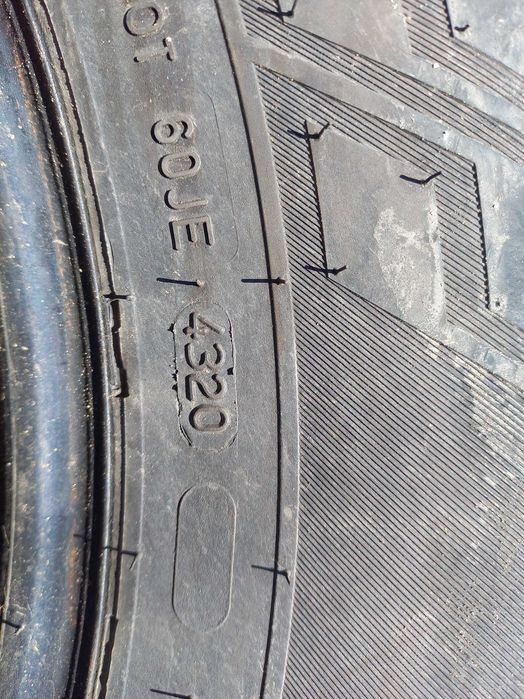 Зимни гуми 235 65 16