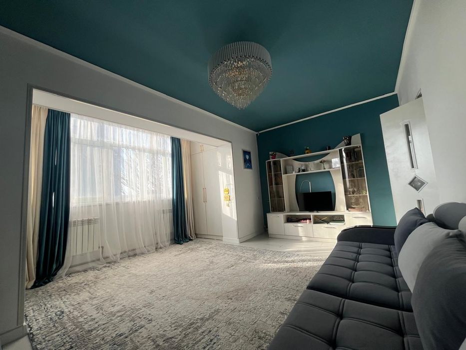 Продается 2 ком.квартира Восток микр