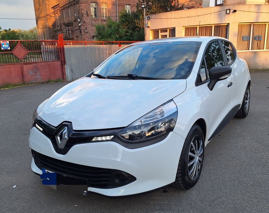 Renault Clio 1.5 dci cu doar 80000km