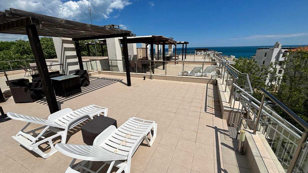 Двустаен апартамент в гр. Бяла със самостоятелна панорамна тераса