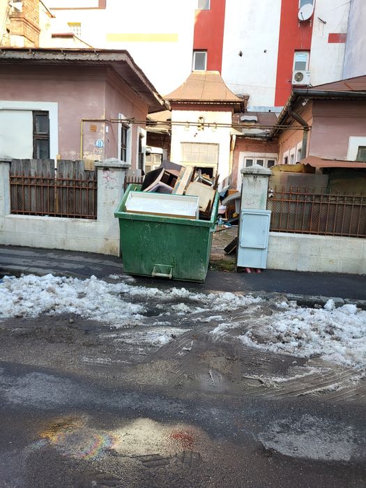 Transport moloz inchirieri container deseuri constructii