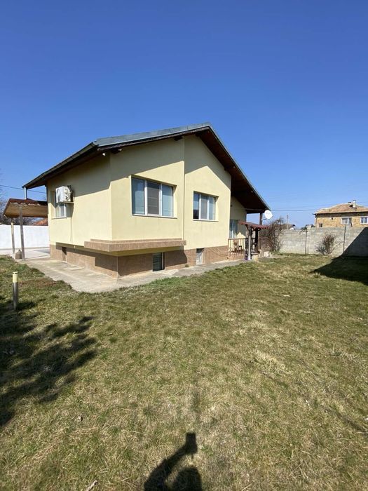 Продавам къща със цех за производство на тестени изделия