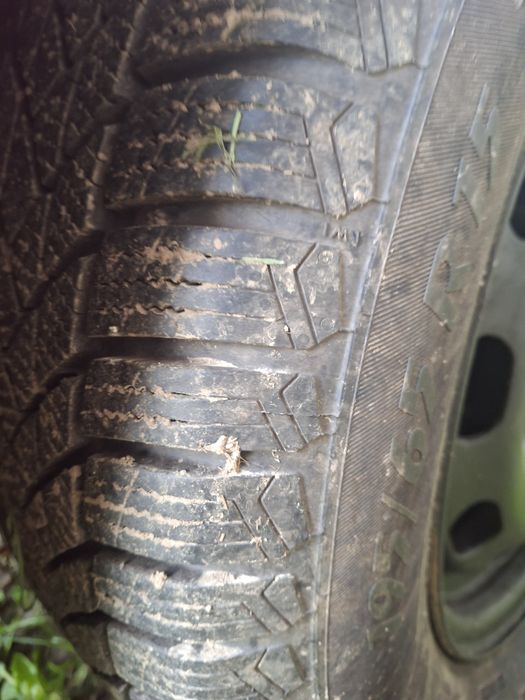 Vând autoturism auto