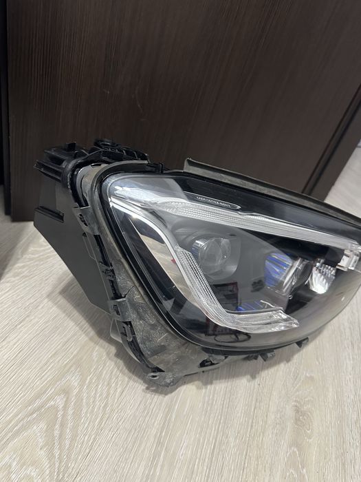 Far dreapta multibeam GLC C253/X253 2019/2022