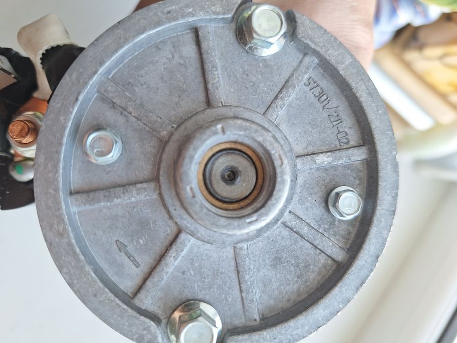 Продам стартер на Ваз