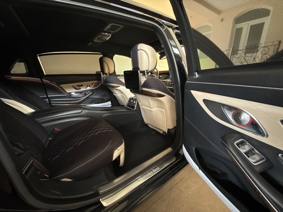 Mercades Maybch W 222 S500 5.5l