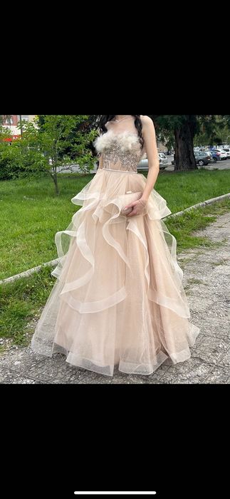 Бална рокля - две части, с обръч, цвят бежов