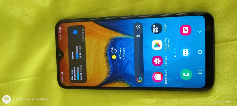 Здравейте продавам смартфони Samsung galaxy a20e и Huawei y600-u20