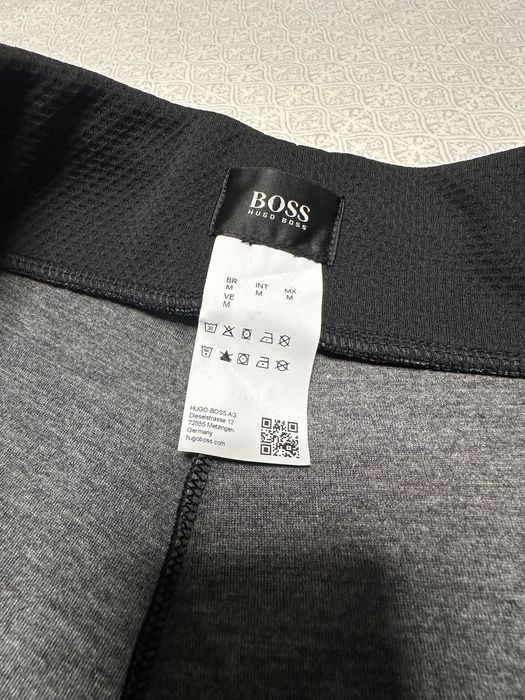 Boss анцуг комплект черен с бяло