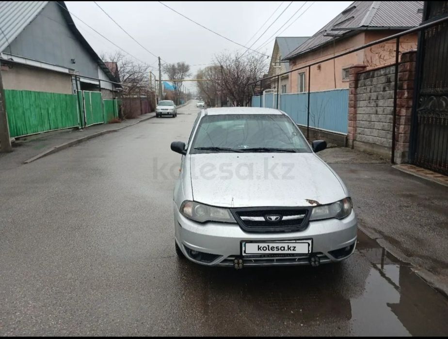 600 000    нексия  1,6 2011ж