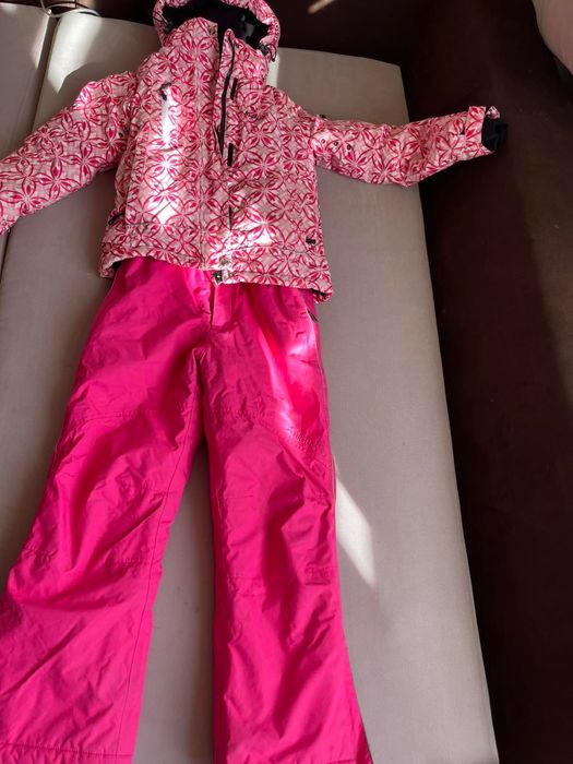 Ски екип размер 140