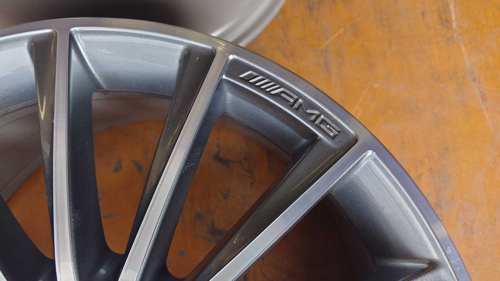 Джанти с гуми за Мерцедес 20 цола