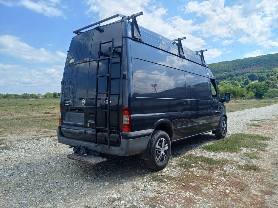 Ford tranzit 2.2 tdci  2010