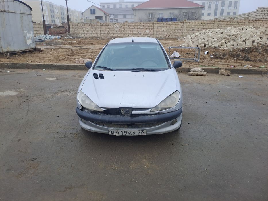 Продаётся автомобиль Пежо марка 206