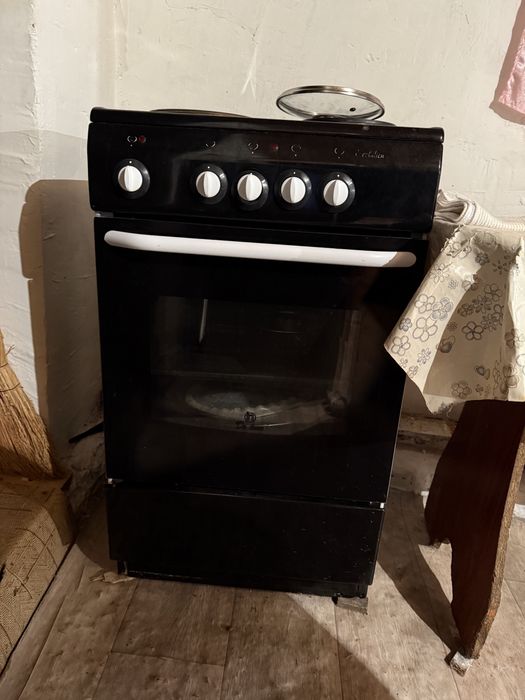 Кухонная плита б/у