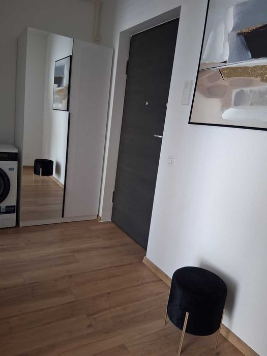 Inchiriez garsoniera 21 Residence