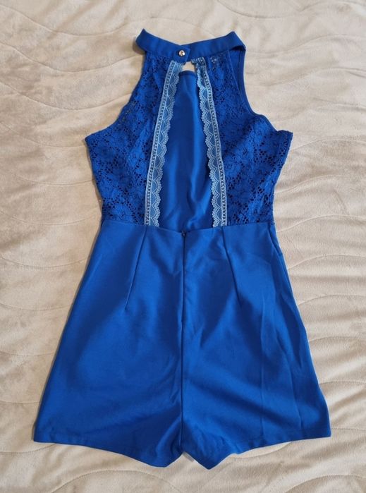 Дамски гащеризони с гол гръб