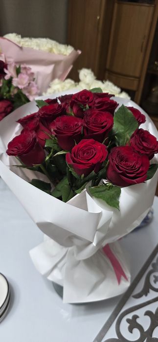 Цветы красивые розы
