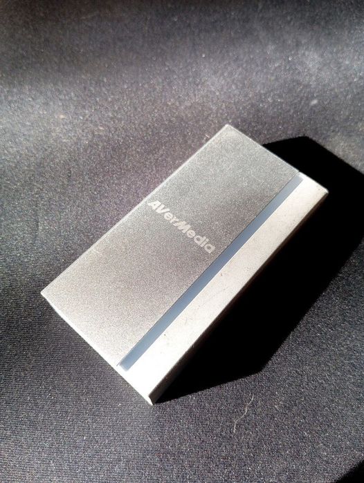 Карта захвата видео Avermedia