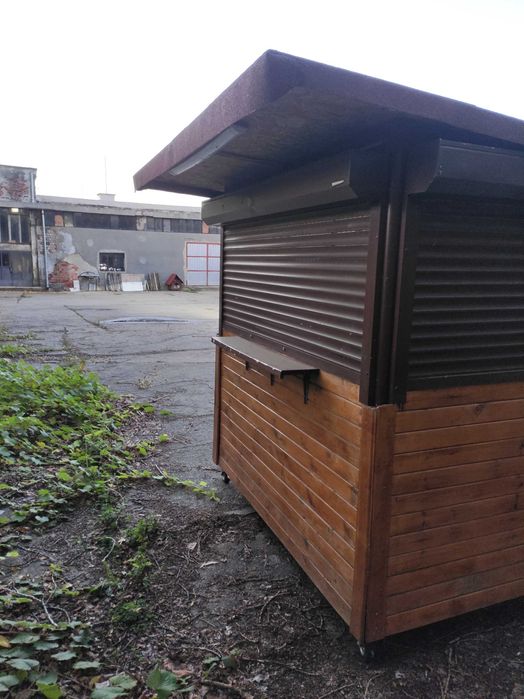 Павилион търговски