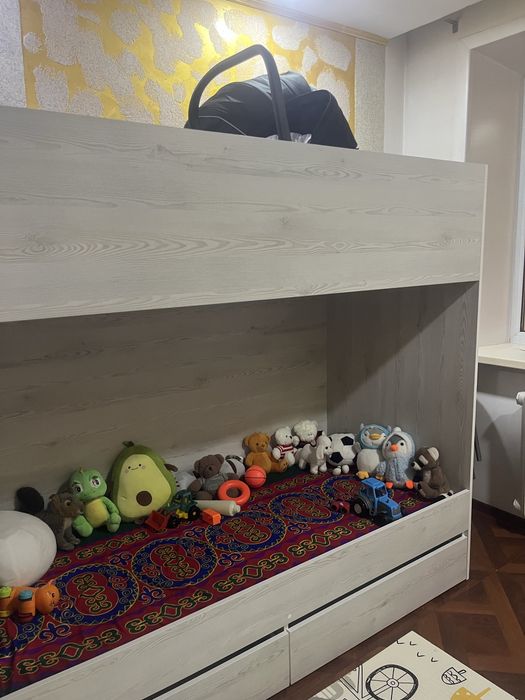 Кровать детская продам