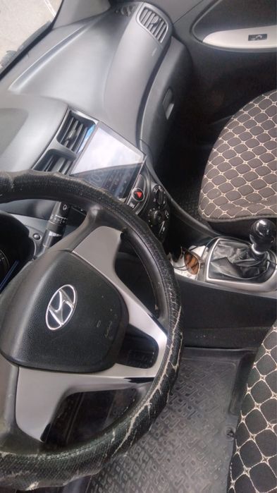 Продам машину Hyundai