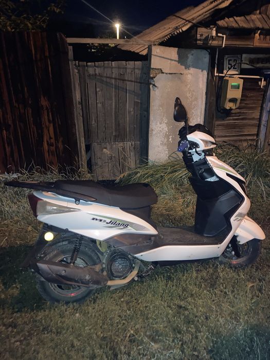 Продам скутер в полном ходу