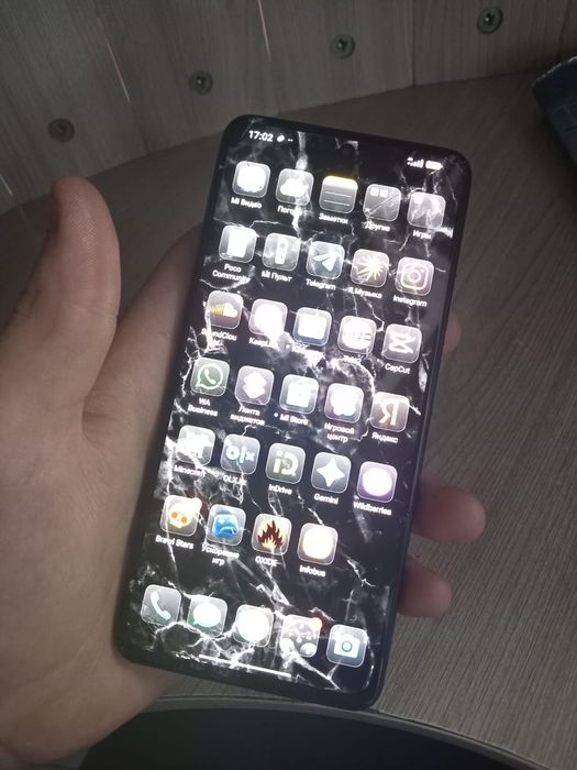 Продам Poco F3 5G