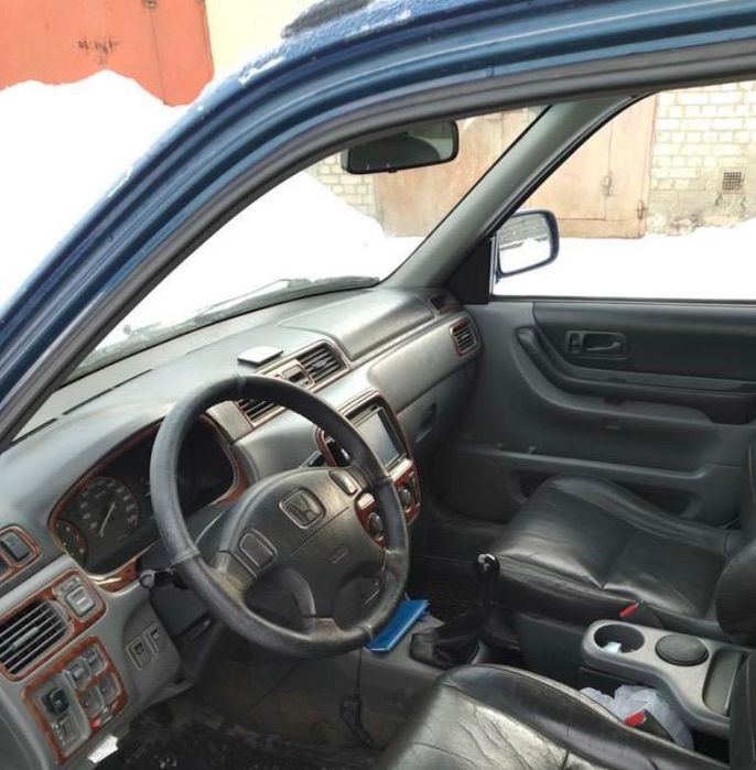 Honda CR-V 2.0 срочно.