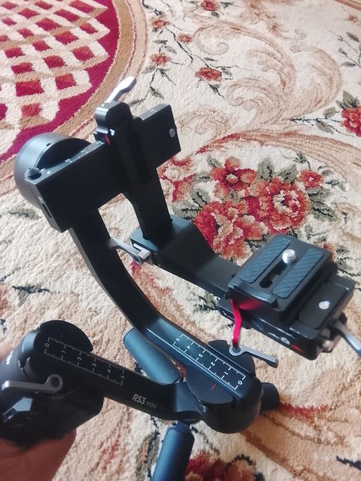 Стедикам Стабилизатор DJI RS 3 Mini
