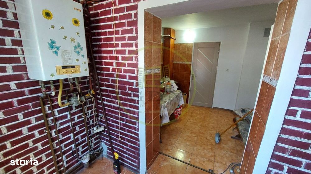 Apartament doua camere decomandat, parter, Rovine zona Bulevardul Dece