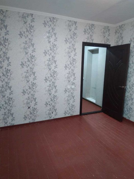 Продается квартира в Бывщем Общежит Яшнабадском районе 1-комнат 4-этаж