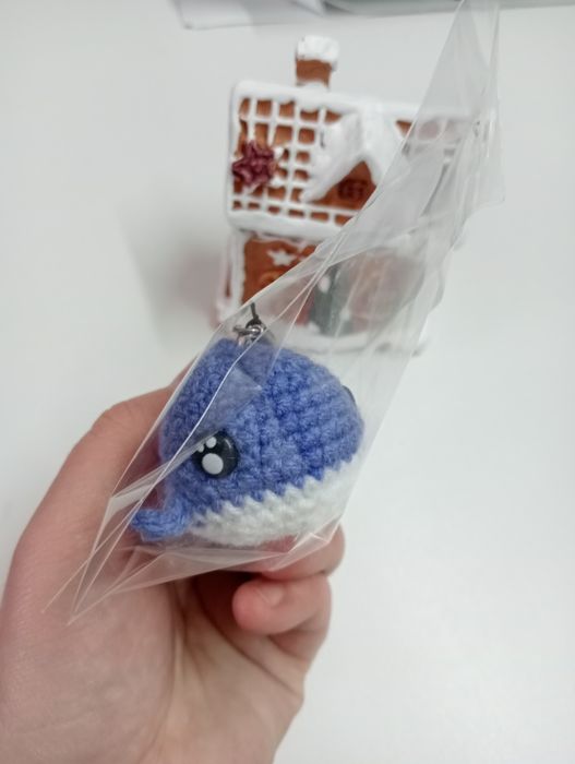 Вязаные игрушки -брелки, ручная работа