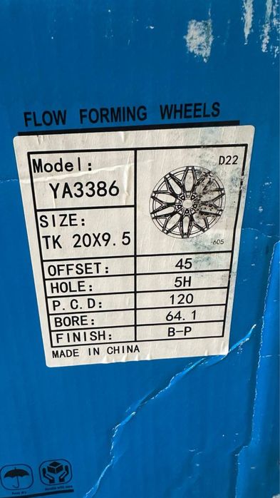 Мошина учун дисклар сотилади. Холати янги размери 22