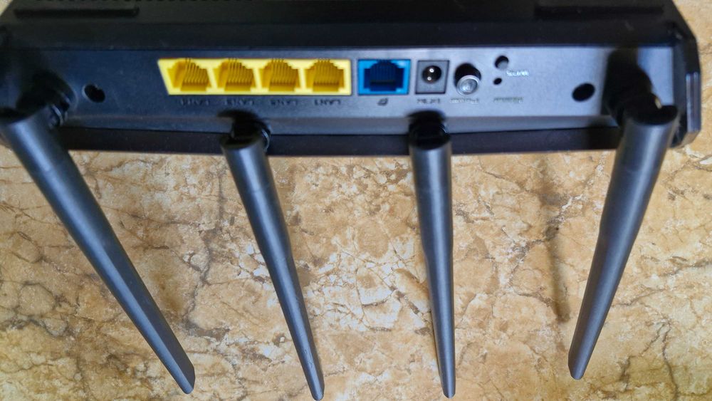 Router Asus RT-AX57  WiFi 6 DEFECT