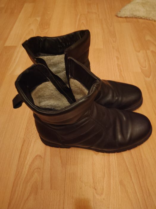 Български боти 43 и 44