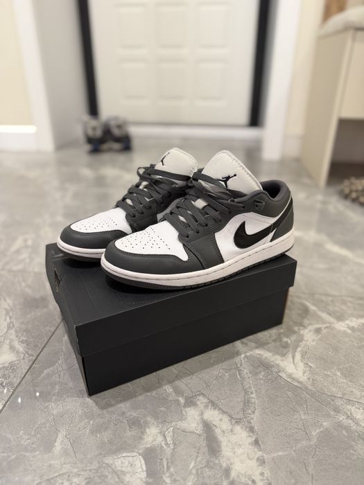 Продам кроссовки air Jordan 1