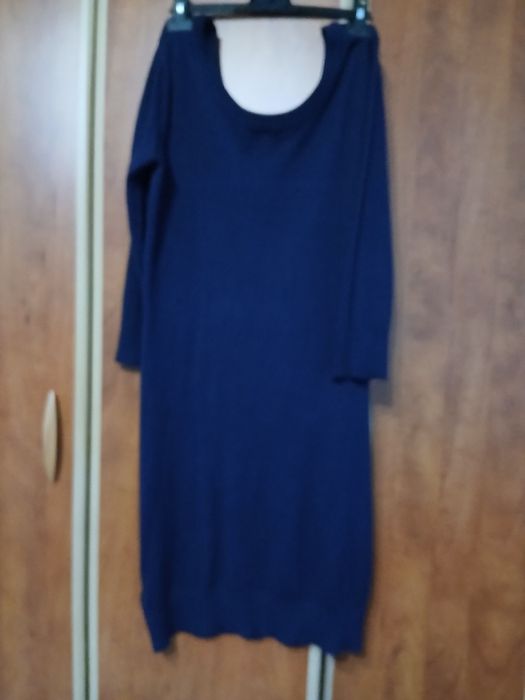 Vand Rochie Dama Marimea -L