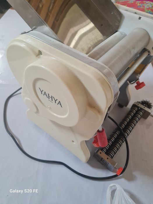 Продам тестораскатку, в отличном состояний