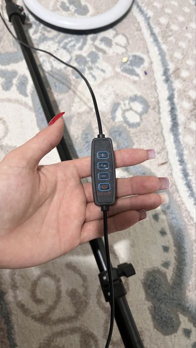 Кольцевая лампаа