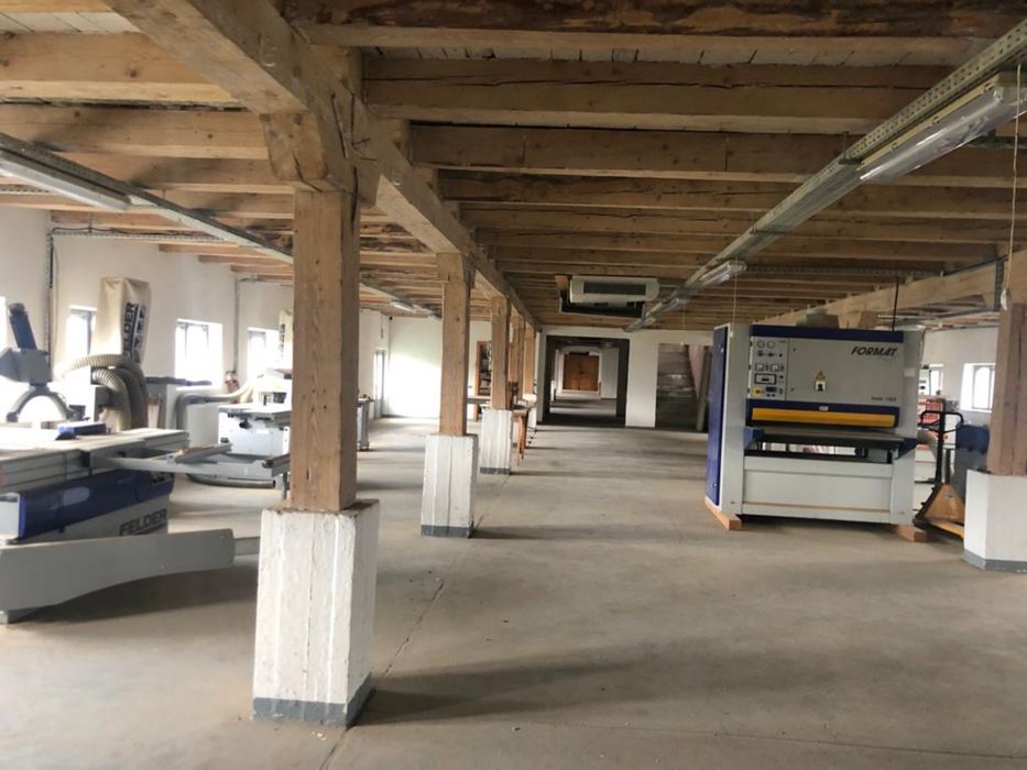 Vand atelier / fabrica mobila