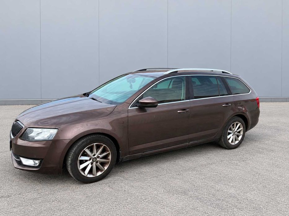 Škoda Octavia Combi 1.6 TDI DSG, 2016, 335.000 km — 6.000 €
