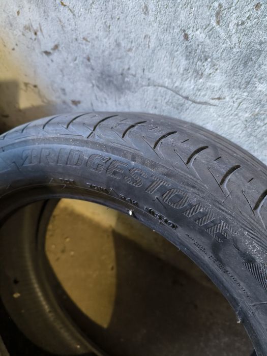 Летни гуми Bridgestone 2бр. 18"