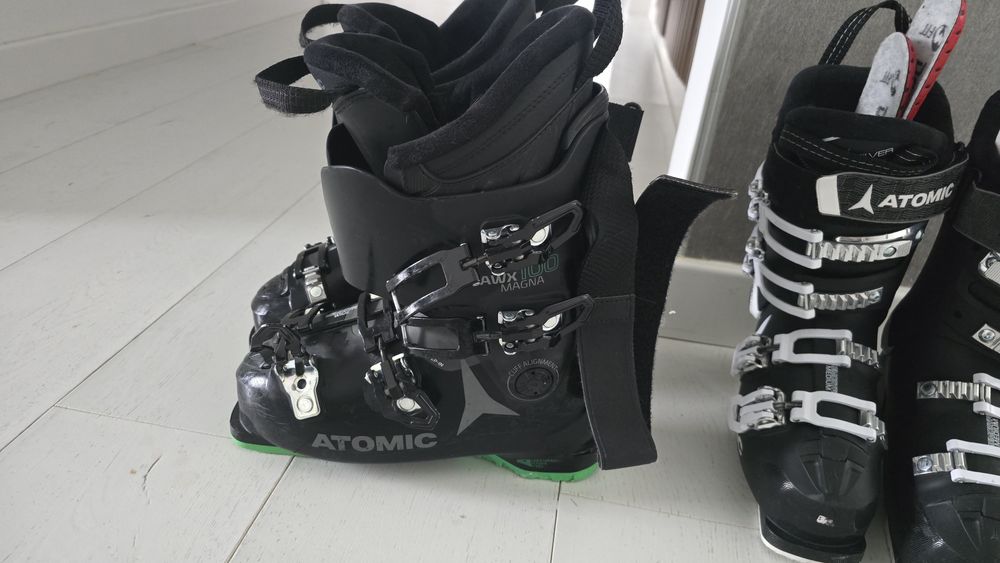 Clapari  Atomic Hawx 100 Magna