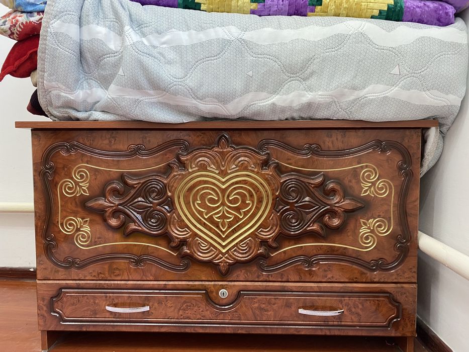 Шкаф+Сандық=20к