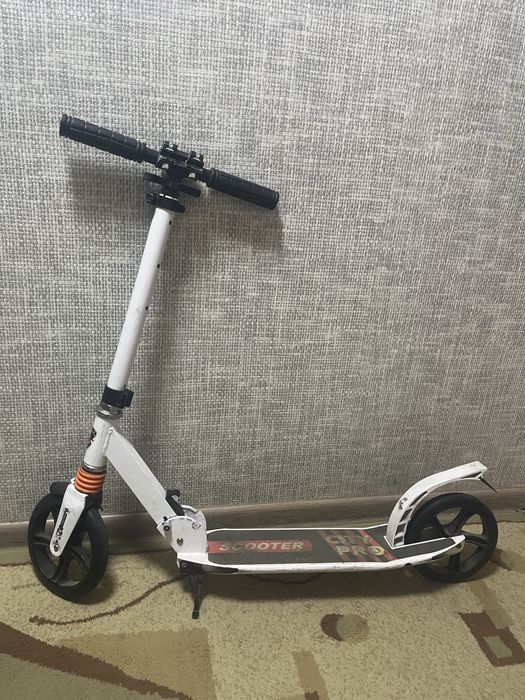 Продам самокат детский