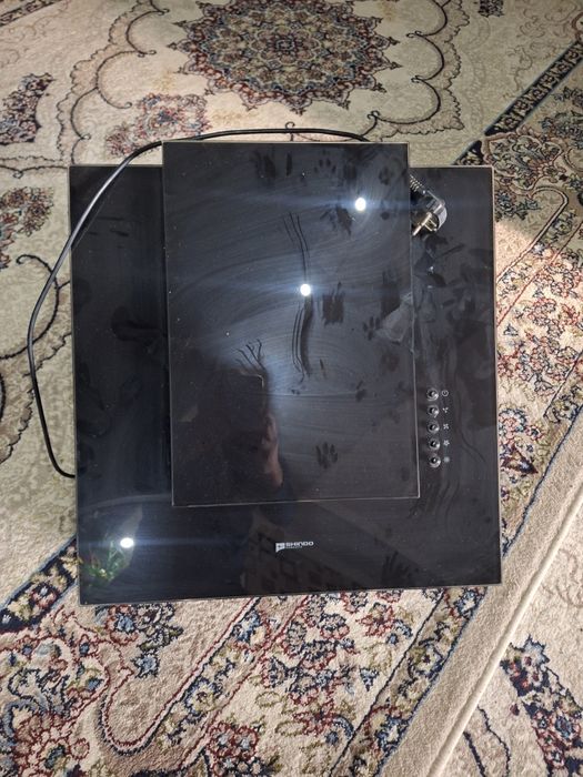 Витижка настений электроний