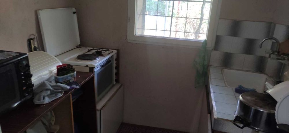 Къща с двор, лозе, басейн, беседка, кладенец с. Козаревец (Ст Загора)