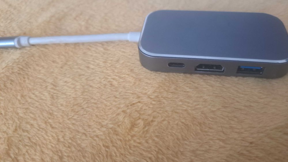 Hub adaptor USB C - HDMI, 3 x USB 3.1, 1 x USB C