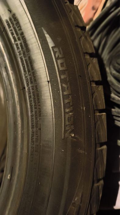 Продам зимнюю резину DUNLOP